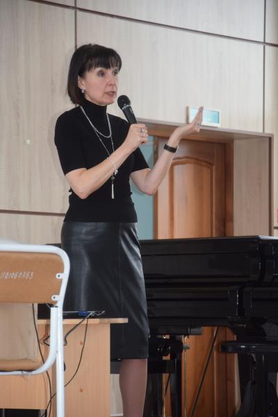 Внимание — на образование