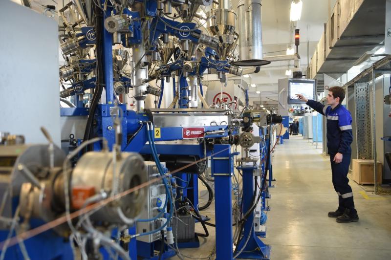 Обновляя технологическую базу, повышаем производительность труда