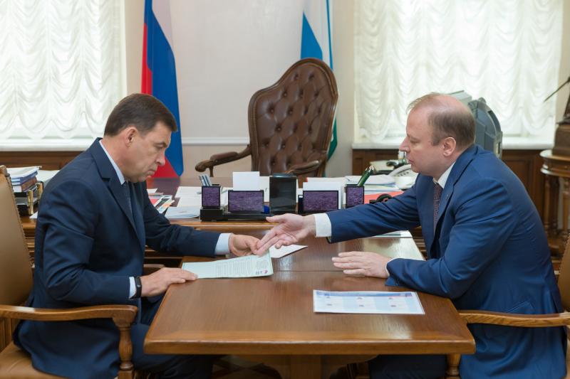 Виктор Шептий проинформировал Евгения Куйвашева об итогах предварительного голосования «Единой России»