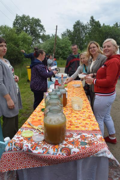 А у нас окрошка!