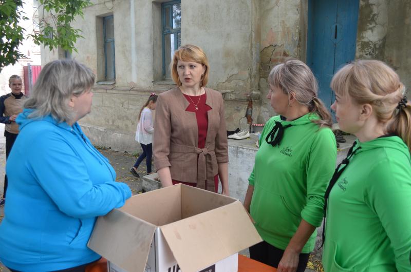 Тем, кому нужнее