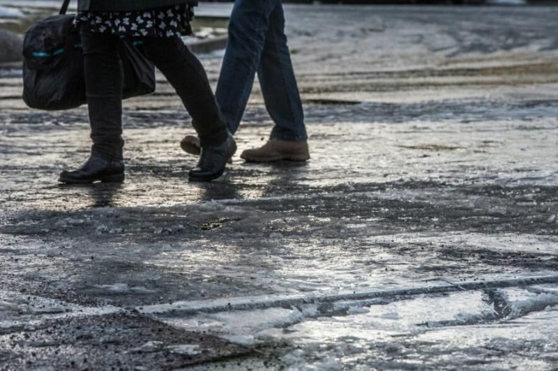 «Танцы» на льду