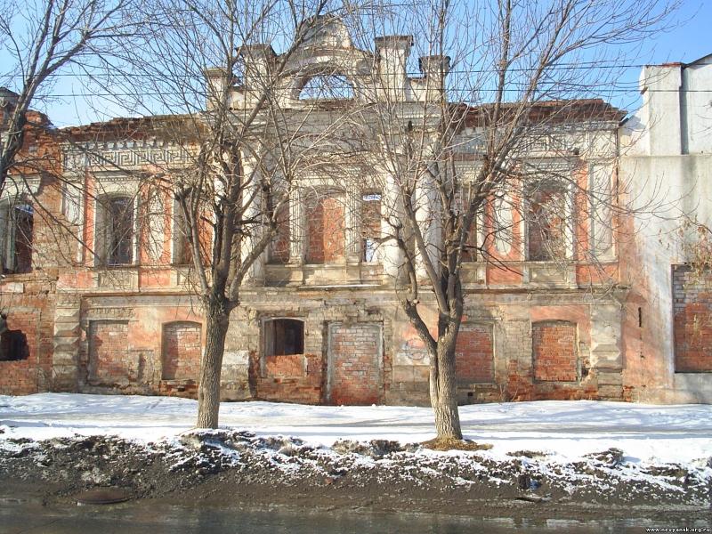 Про особняк, мастерскую и… башню