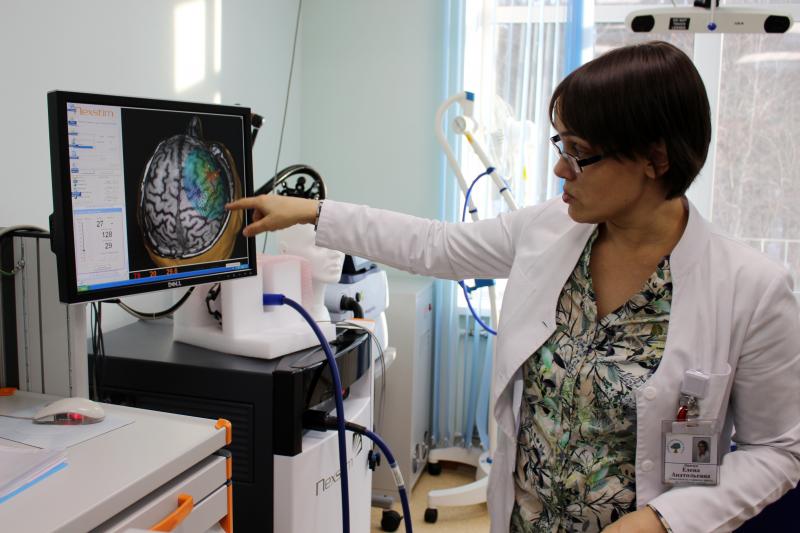 ПОМОГАЯ ВОССТАНОВИТЬСЯ