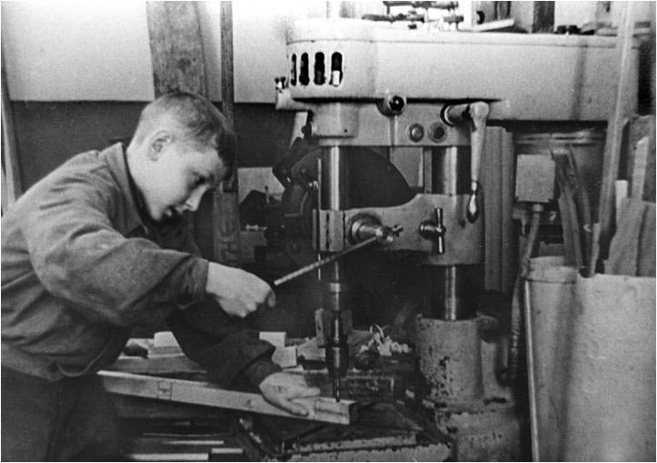 ВОЮЮЩИЙ НЕВЬЯНСК