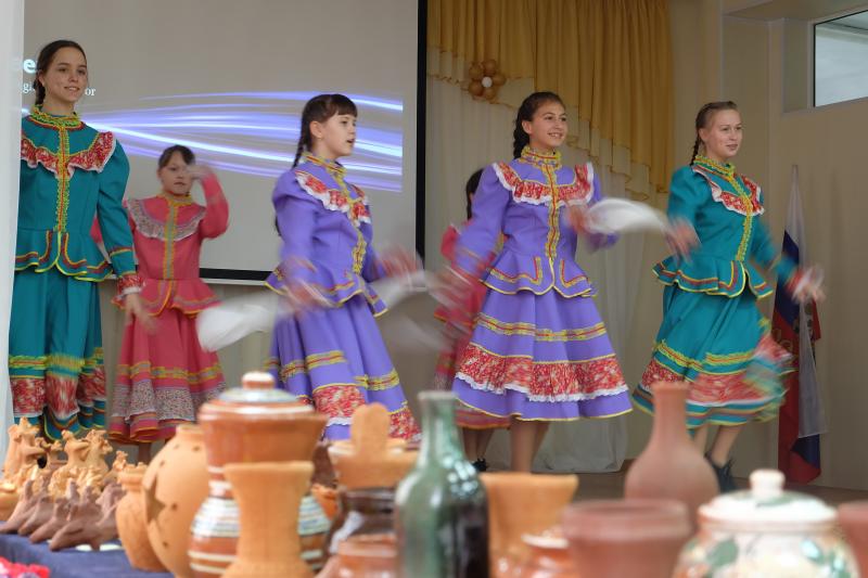 Яркий светлячок