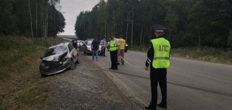В Невьянске Госавтоинспекция устанавливает обстоятельства ДТП, в результате которого погиб несовершеннолетний пешеход