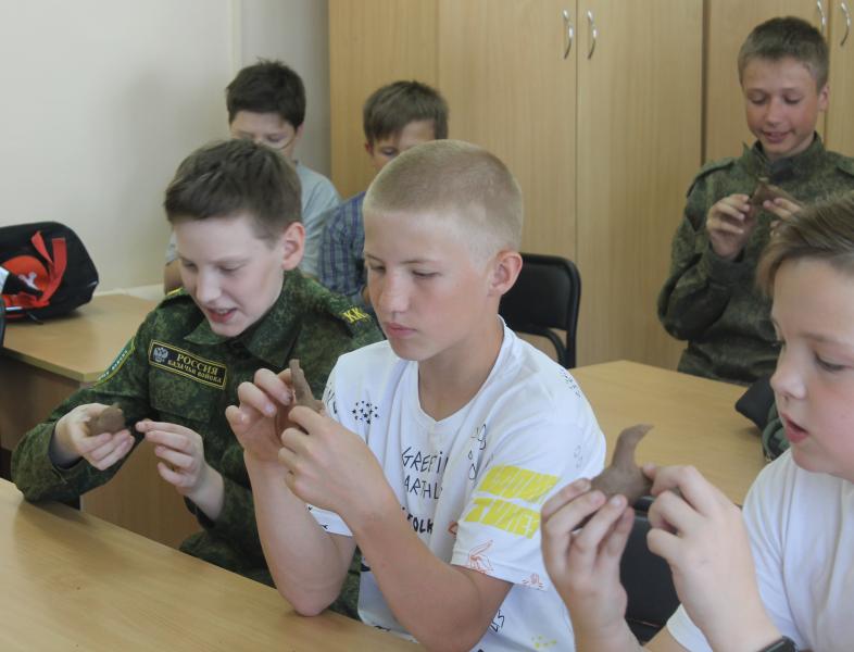 Творить, познавать, учится