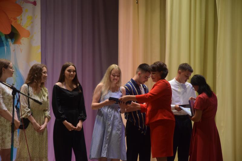 124 и пять «красных»