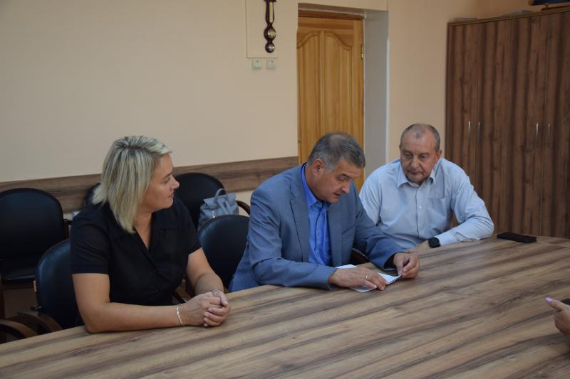 Знать проблемы и своевременно их решать