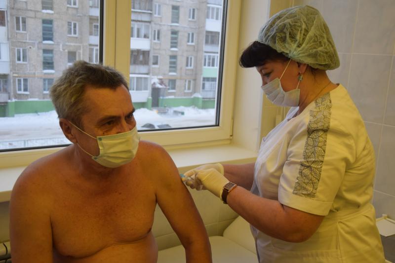 ВАКЦИНА — ЕСТЬ! Кто на прививку?