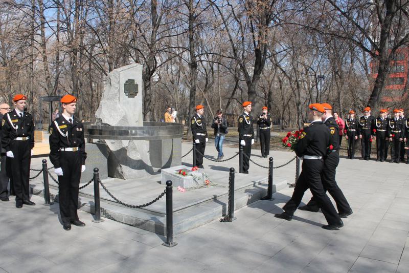 Уральцы почтили память жертв катастрофы на Чернобыльской АЭС