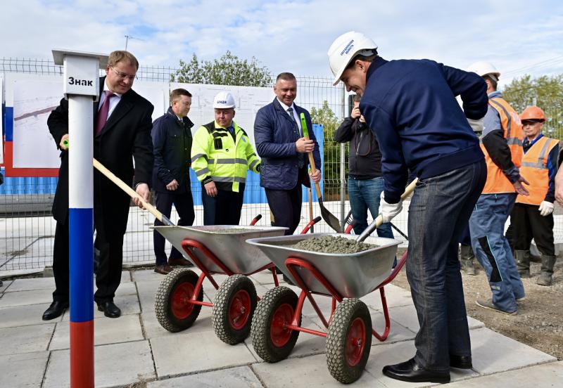 Глава региона дал старт строительству важного моста на трассе Екатеринбург — Тюмень