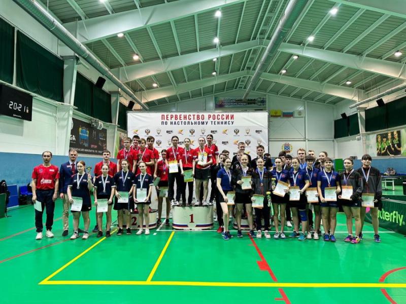 Команда сборной Свердловской области по настольному теннису стала бронзовым призёром первенства России