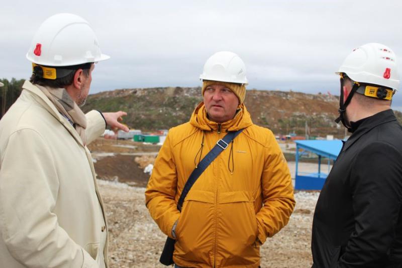 Возможности строящегося в Нижнем Тагиле мусоросортировочного комплекса оценили депутаты Сысертской Думы