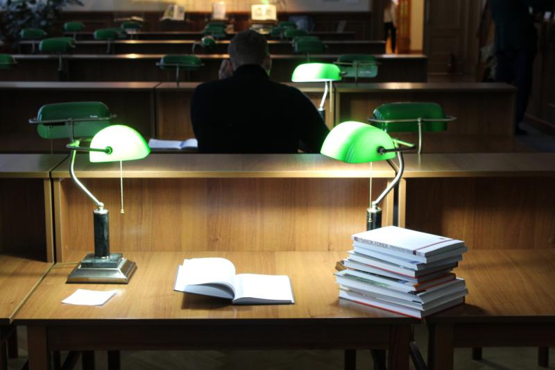 Выучить английский язык по «Пушкинской карте» – библиотека им. Белинского разработала специальные молодёжные программы