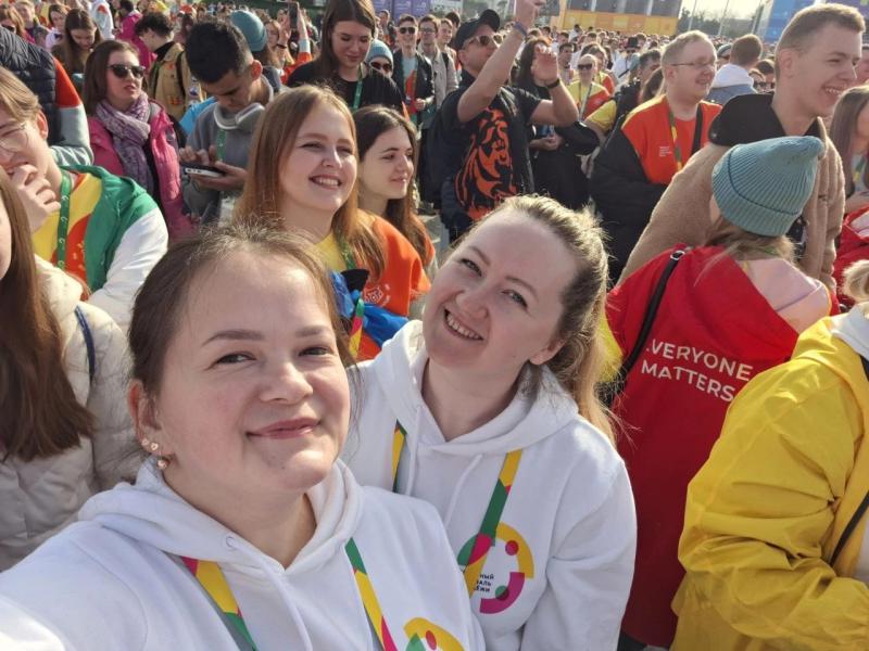 Эмоции. Молодежь. Драйв