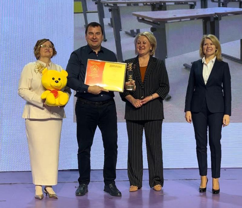 Производитель мебели из Свердловской области отмечен национальной премией за качество детских товаров «Золотой медвежонок»