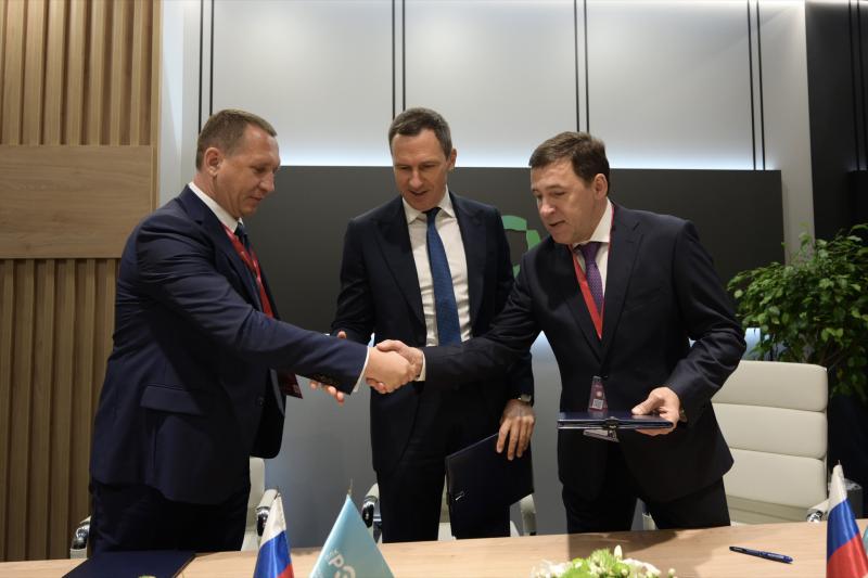 Евгений Куйвашев на ПМЭФ-2024 договорился с Российским экологическим оператором о создании центра переработки отходов электроники в Свердловской области