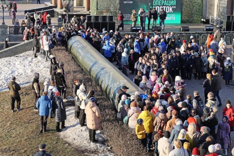 На Урале установили копию газовой трубы в честь подвига под Суджей
