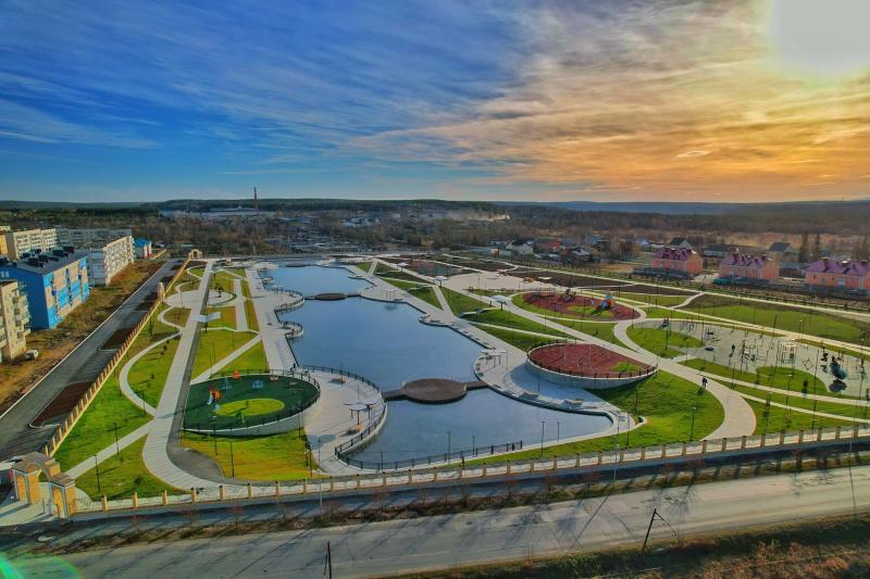 Денис Паслер призвал свердловчан принять участие в голосовании за общественные территории, которые будут благоустроены в 2026 году