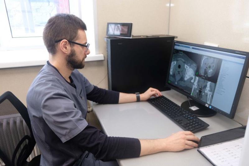 Свердловчанок, болеющих раком эндометрия, начали лечить малотравматичными методиками