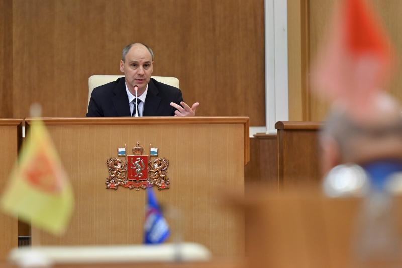 Денис Паслер рассказал депутатам Заксобрания о создании регионального реабилитационного центра для участников СВО