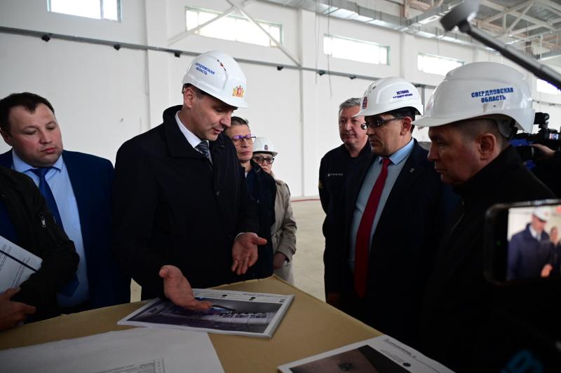 Денис Паслер поручил завершить строительство школы и Центра бокса в Краснотурьинске летом этого года