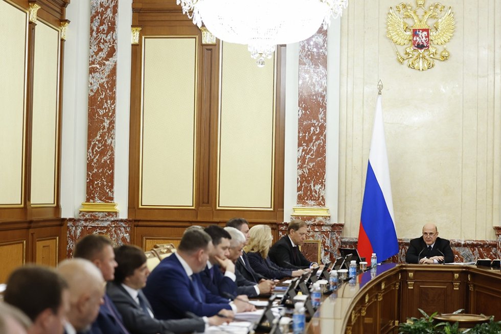 Михаил Мишустин обсудил с министрами замечания к нацпроектам