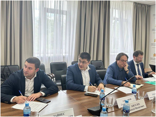 Наблюдатели готовятся к предстоящим выборам