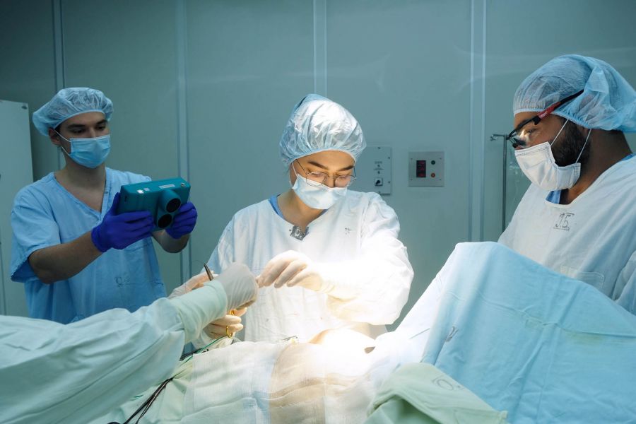 Аппараты, повышающие успешность лечения раковых опухолей, поступили в Свердловский онкодиспансер