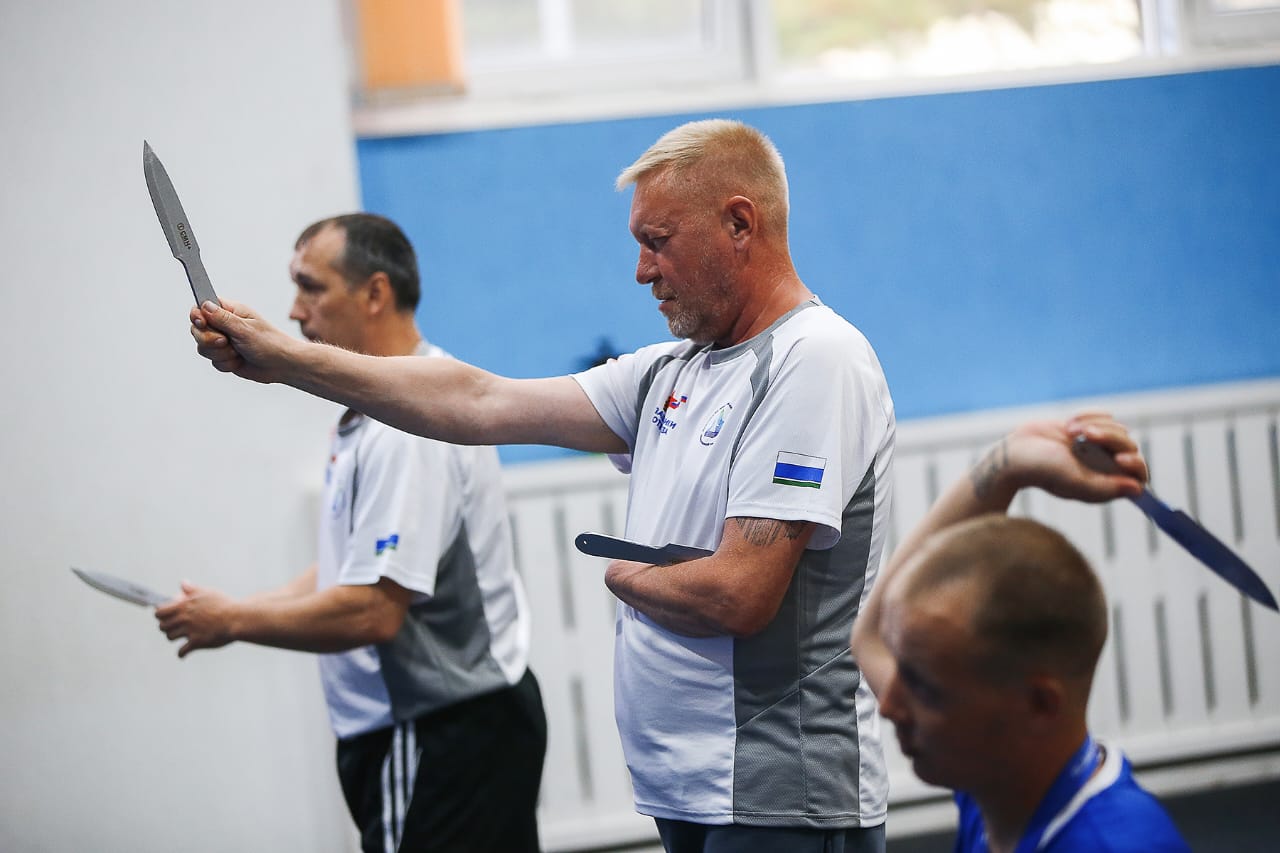 Это история о человеке, потерявшем на фронте многое, но не самое главное — волю к жизни