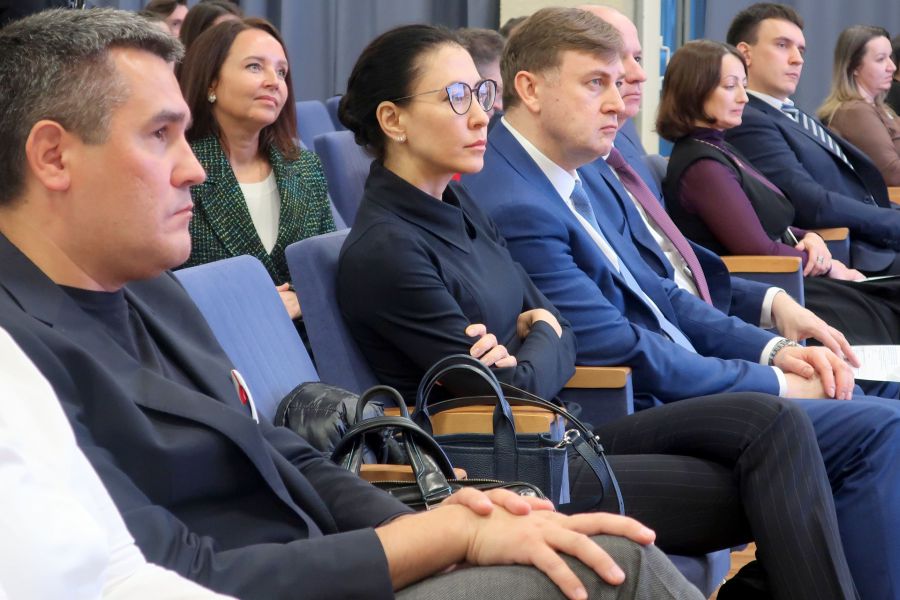 Перспективы лечения смертельного заболевания обсуждают медики России на конференции в Екатеринбурге