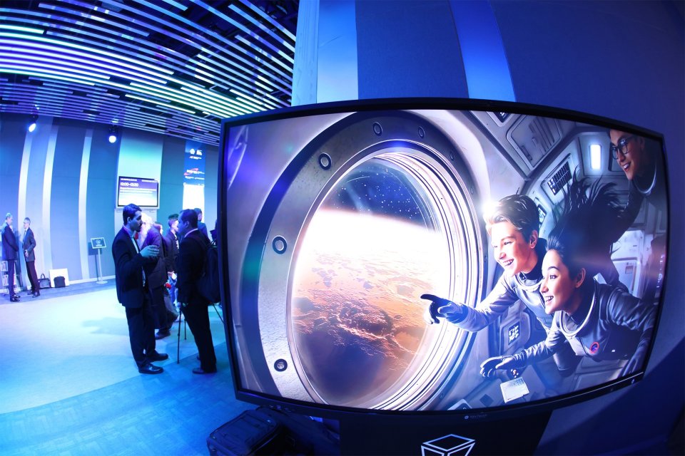 Может ли космос быть частным и что нужно инвестору, чтобы пойти туда? В Москве обсудили будущее космической науки На Космическом форуме в Москве обсудили будущее российской космической науки