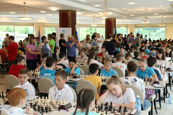 Равнение на Карпова 