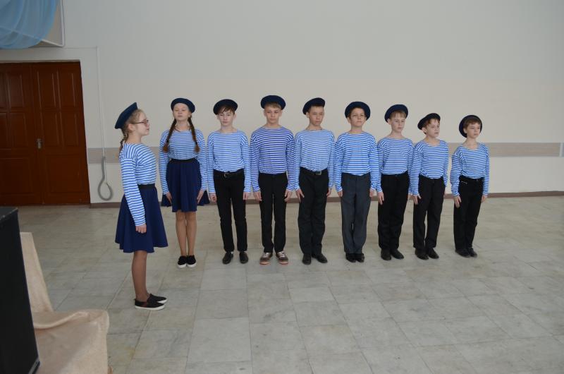 Истории былой страницы напомнила  игра «Зарница»